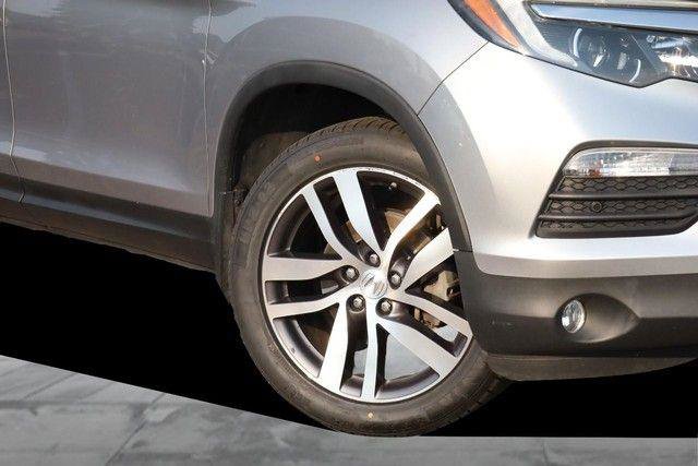 Used 2018 Honda Pilot Elite image 3