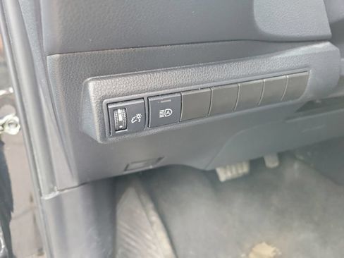 Used 2024 Toyota Corolla LE FWD image 24