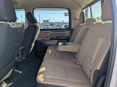 Used 2019 RAM 1500 Big Horn image 12