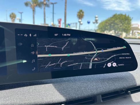 Used 2024 Lucid Air Pure RWD image 5