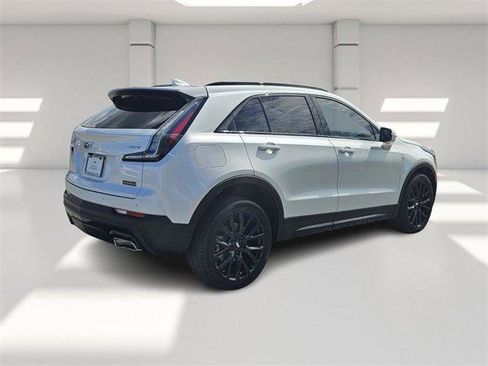 Used 2023 Cadillac XT4 Sport image 5