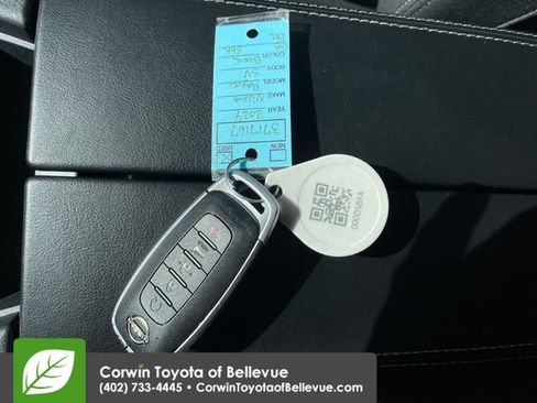 Used 2024 Nissan Rogue SV FWD image 16