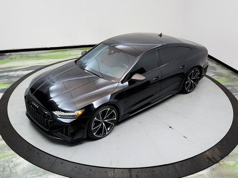 Used 2022 Audi RS 7 Sportback AWD/4WD image 33
