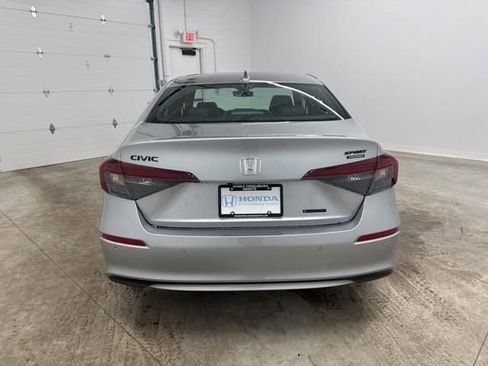 New 2026 Honda Civic Sport Touring image 6
