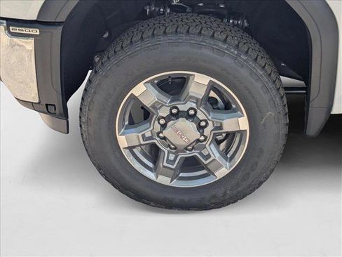 New 2025 GMC Sierra 2500 SLE w/ Max Trailering Package image 10