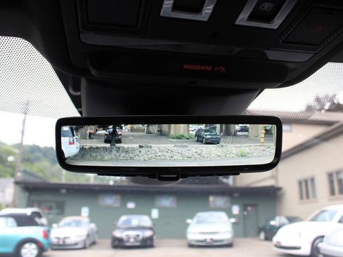 Used 2020 Land Rover Range Rover Evoque S AWD/4WD image 32