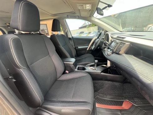 Used 2013 Toyota RAV4 XLE FWD image 40