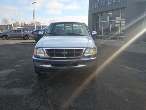 Used 1998 Ford F150 XLT image 10