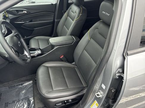 Certified 2024 Chevrolet Trax ACTIV w/ Sunroof Package image 13