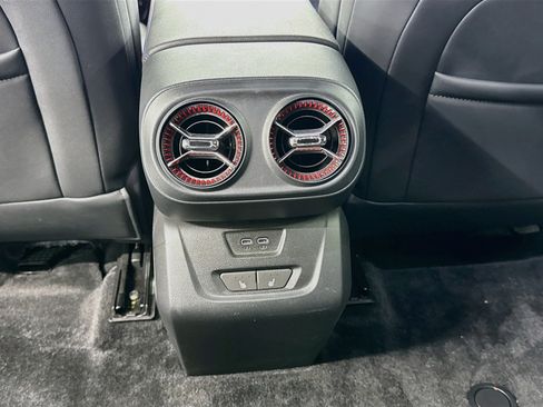 Used 2024 Chevrolet Blazer EV RS AWD/4WD image 28