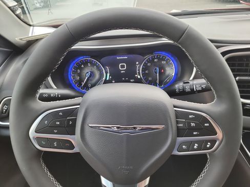 New 2026 Chrysler Voyager LX image 30