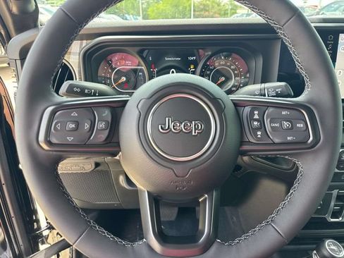 New 2026 Jeep Gladiator Sport AWD/4WD image 23