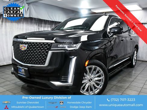 Used 2024 Cadillac Escalade ESV Premium Luxury w/ LPO, Floor Liner Package AWD/4WD image 1