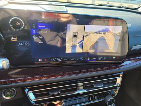 New 2026 Chevrolet Traverse RS image 15