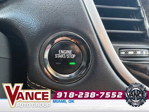 Used 2019 Chevrolet Trax LT w/ LT Convenience Package image 27