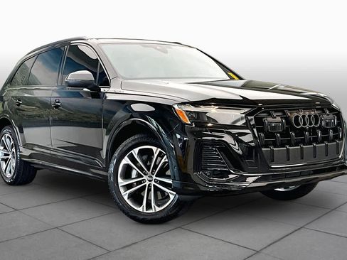 Certified 2025 Audi Q7 2.0T Premium w/ Convenience Plus Package AWD/4WD image 3