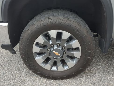 Used 2024 Chevrolet Silverado 2500 LT w/ All Star Edition image 32