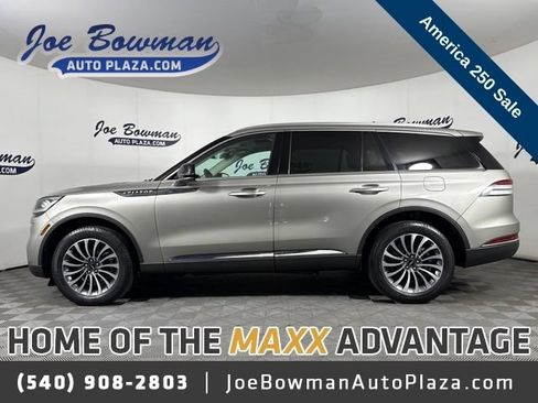 Used 2023 Lincoln Aviator AWD w/ Premium Package image 1