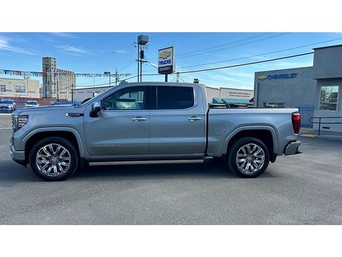 Used 2024 GMC Sierra 1500 Denali AWD/4WD image 4