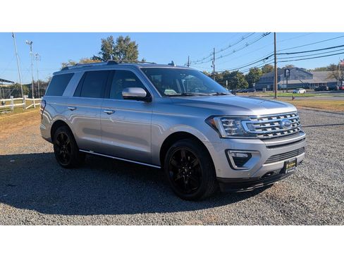 Used 2020 Ford Expedition Limited w/ Special Edition Package image 3