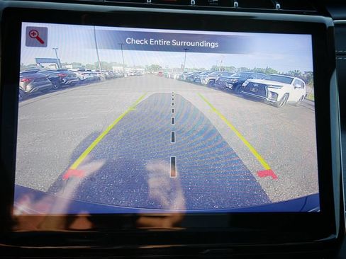 Used 2023 Jeep Grand Cherokee Overland AWD/4WD image 21