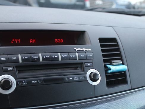 Used 2010 Mitsubishi Lancer Ralliart image 30