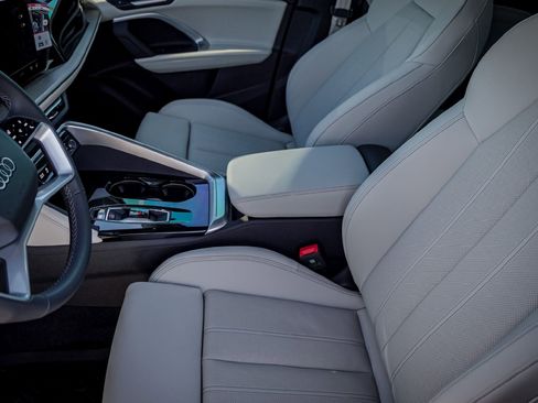 New 2025 Audi Q5 Premium Plus image 9