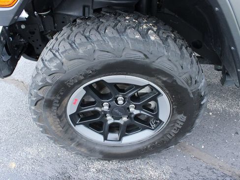Used 2019 Jeep Wrangler Unlimited Rubicon AWD/4WD image 5