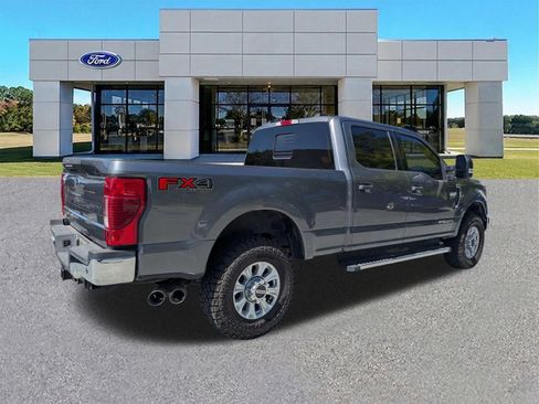 Certified 2022 Ford F250 XLT w/ XLT Value Package AWD/4WD image 2