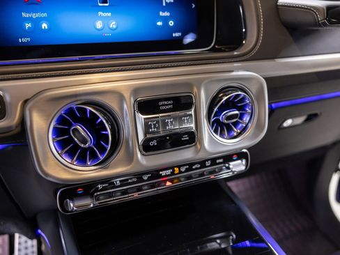 Used 2025 Mercedes-Benz G 63 AMG 4MATIC image 36