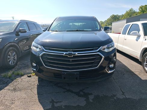Used 2018 Chevrolet Traverse LT AWD/4WD image 2