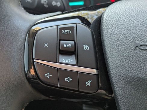 Used 2022 Ford Escape SE w/ Cold Weather Package image 14