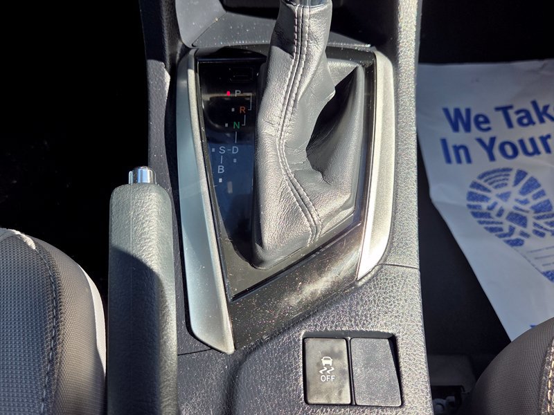 Used 2018 Toyota Corolla LE FWD image 34