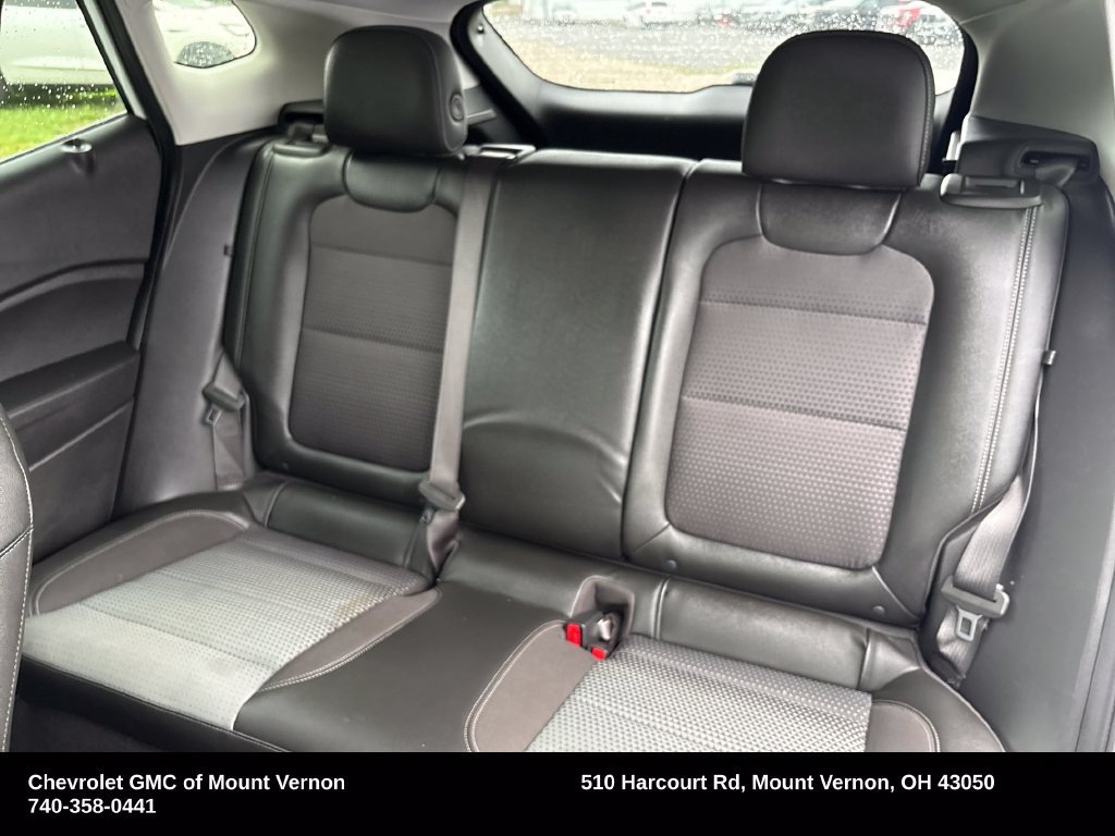 Used 2025 Chevrolet Trax LT FWD image 25
