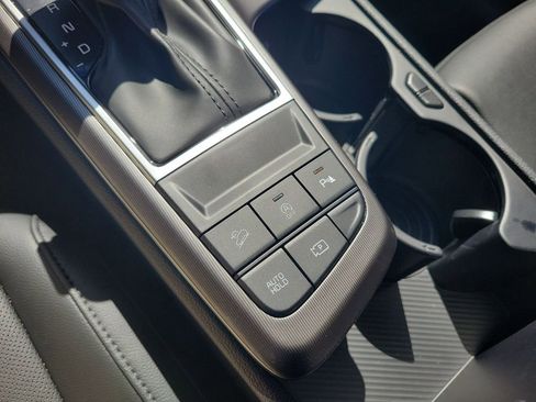 New 2026 Kia Sportage EX image 38