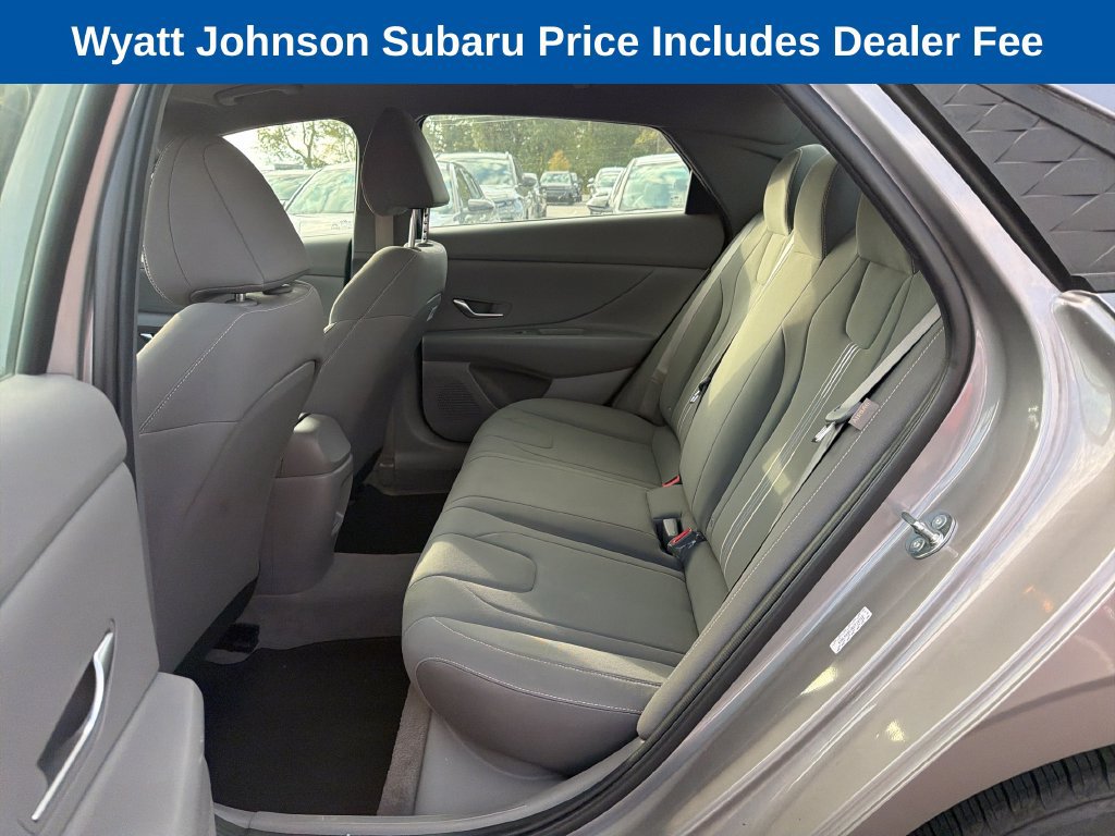 Used 2024 Hyundai Elantra SEL FWD image 35