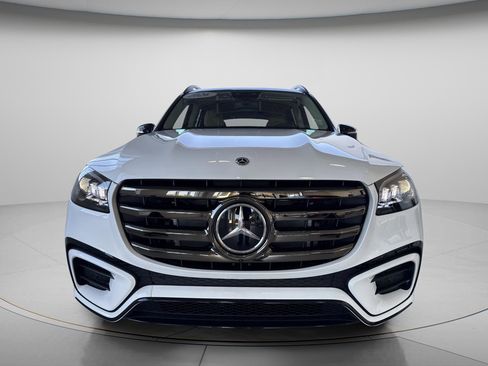 Certified 2026 Mercedes-Benz GLS 450 4MATIC image 7