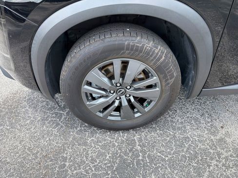 Certified 2024 Nissan Pathfinder SV AWD/4WD image 9