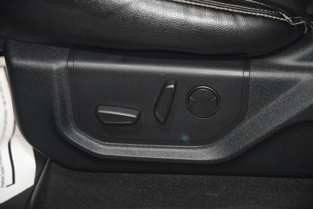 Used 2021 Ford F250 4x4 Crew Cab Super Duty image 39