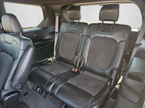 Used 2025 Jeep Grand Cherokee L Altitude AWD/4WD image 23