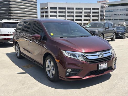 Used 2018 Honda Odyssey EX-L image 3