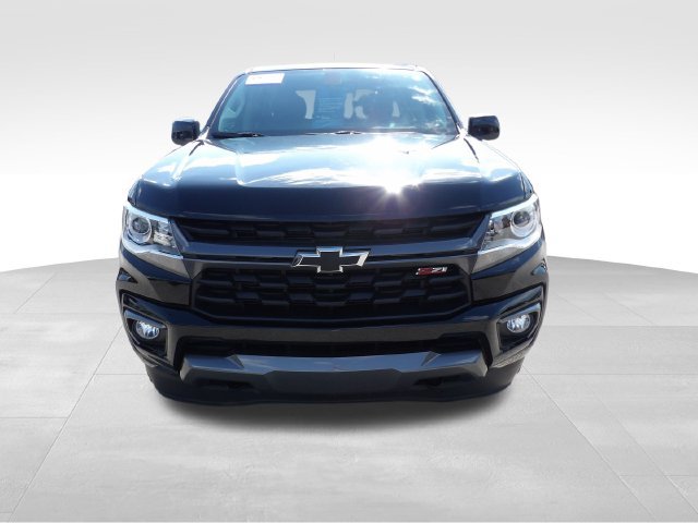 Used 2022 Chevrolet Colorado Z71 AWD/4WD image 2
