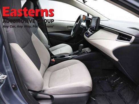 Used 2022 Toyota Corolla LE FWD image 23