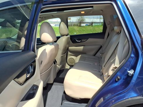 Used 2017 Nissan Rogue SL w/ SL Premium Package AWD/4WD image 20