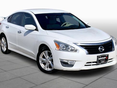 Used 2013 Nissan Altima 2.5 SV image 3