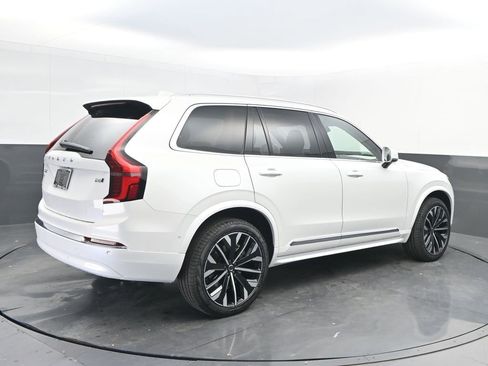 New 2026 Volvo XC90 B6 Ultra w/ Protection Package AWD/4WD image 7