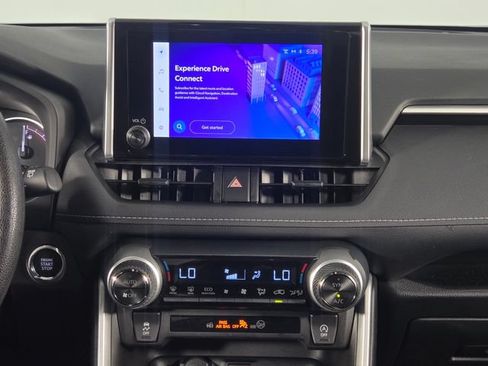 Used 2025 Toyota RAV4 XLE FWD image 22