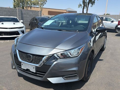 Used 2020 Nissan Versa S FWD image 1