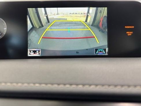 Used 2021 Lexus UX 250h AWD/4WD image 19