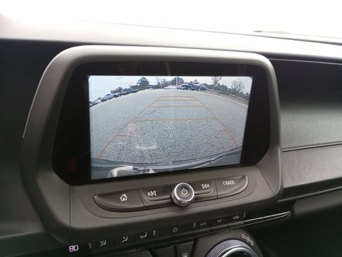 Used 2018 Chevrolet Camaro SS image 19